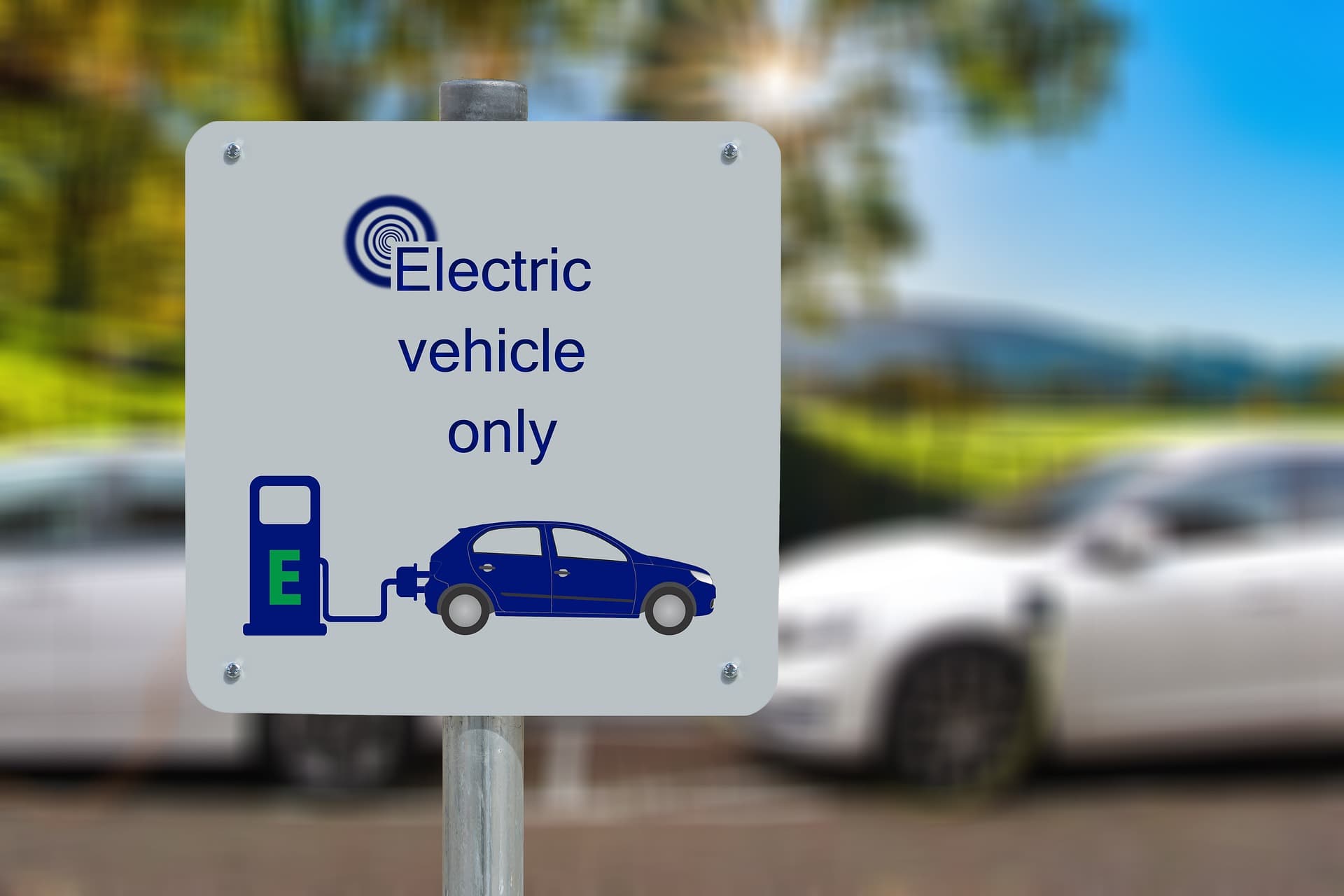 Signs of ‘tipping point’ to electric vehicles in UK used car market
